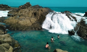 PANTAI-WEDIOMBO