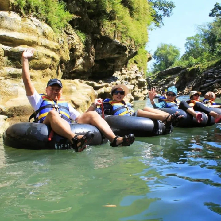 Body Rafting Sungai Oyo