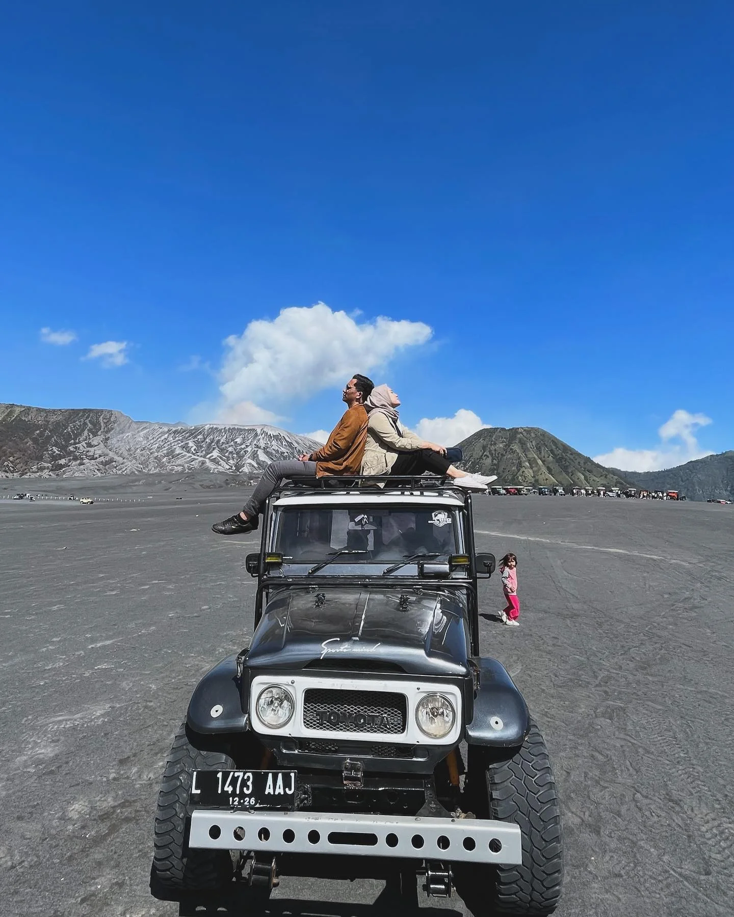 Jeep Pasir Berbisik Bromo