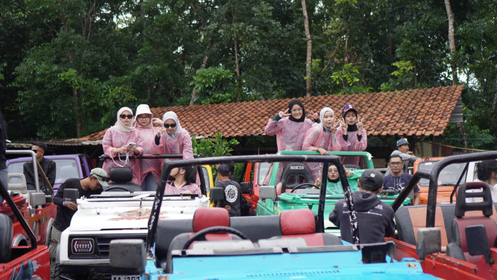Private Tour Widyaloka